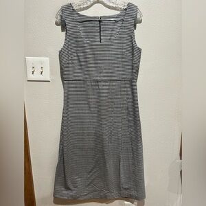 Preppy Black & White Gingham Square Neck Shift Dress Sleeveless Classic